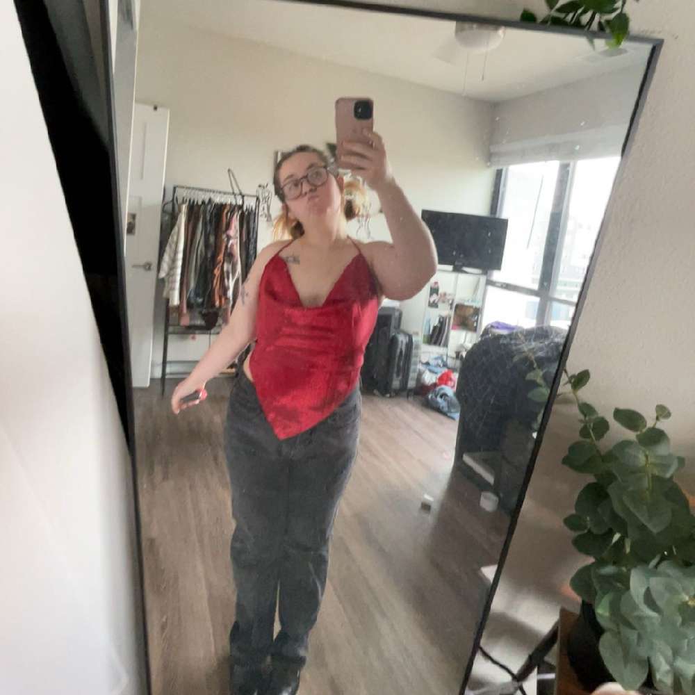 Nolookingformuch24's  profile picture