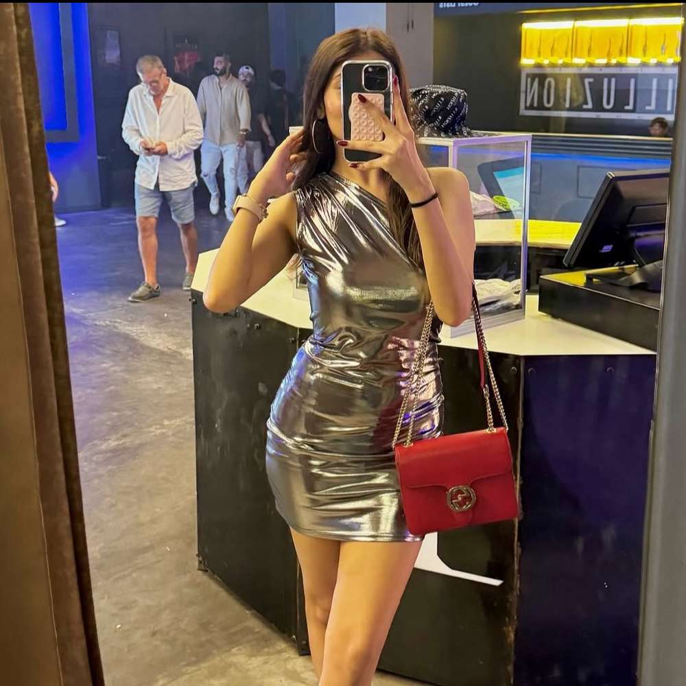 ZoeyH004's  profile picture