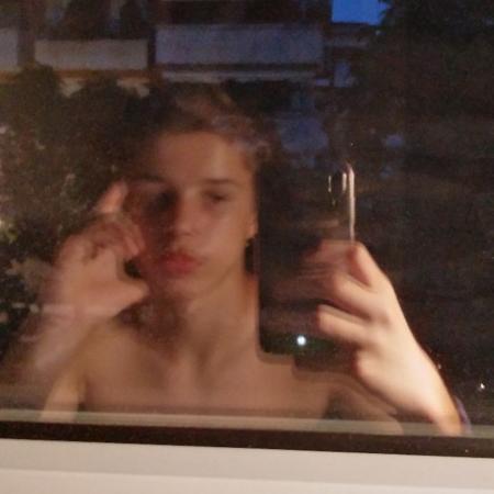 for_bii's  profile picture