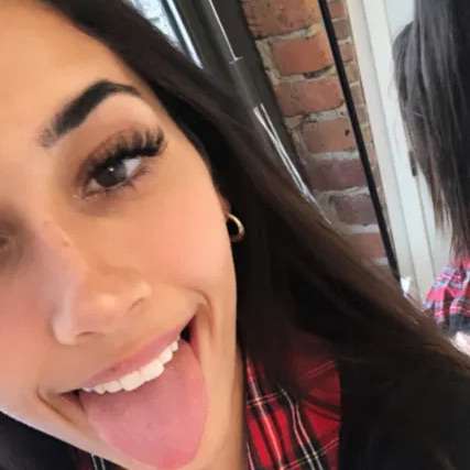 bbyhayley9912's profile picture
