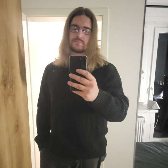 Fenn32's  profile picture