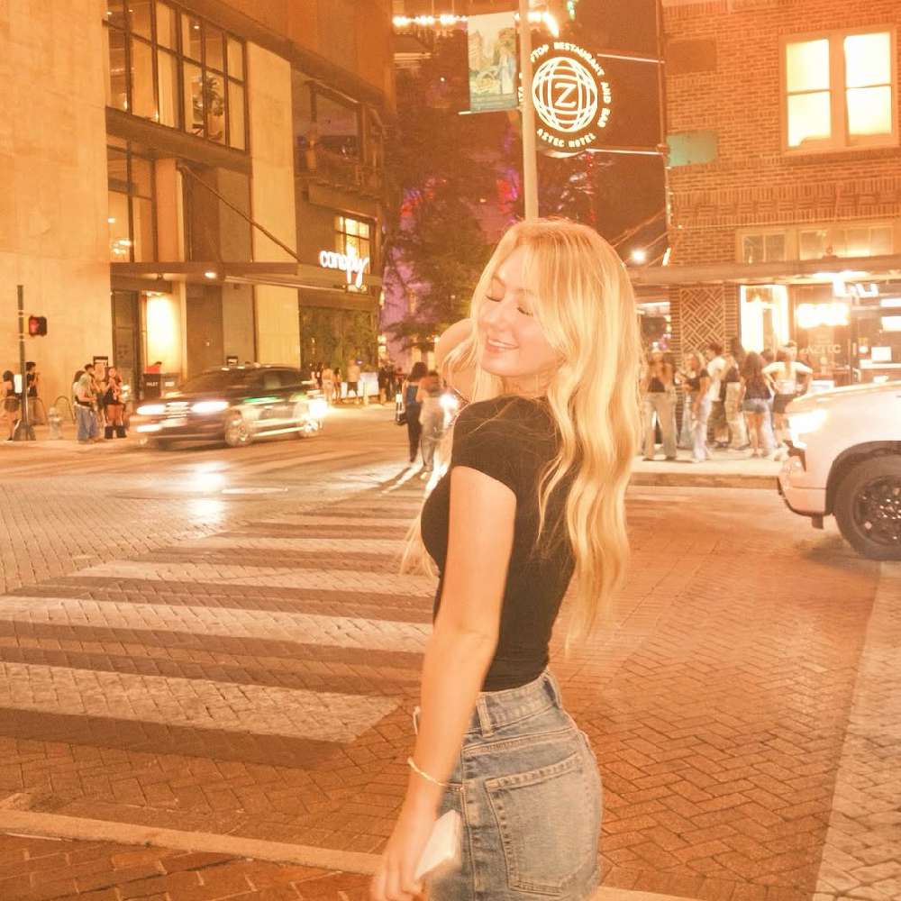 graxiegrl's profile picture