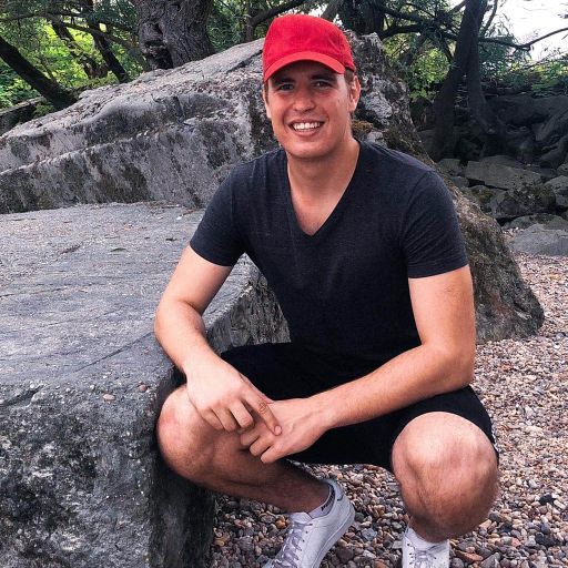 adamszabo99's profile picture