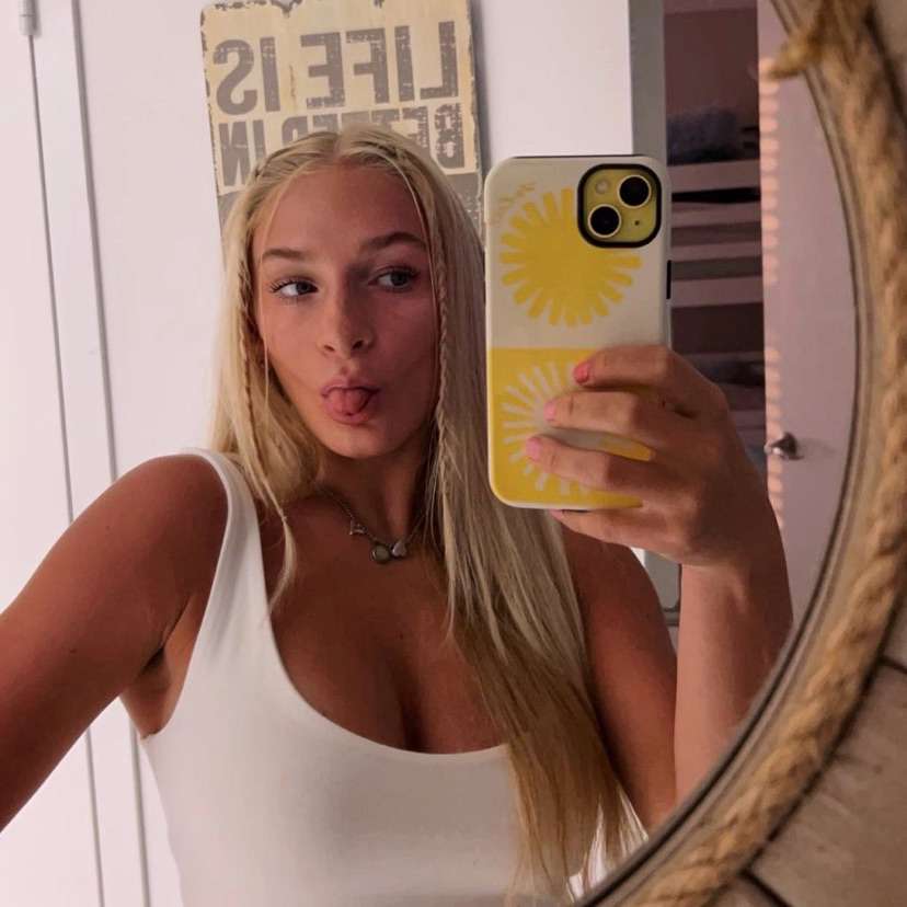 Shannonglad43's  profile picture