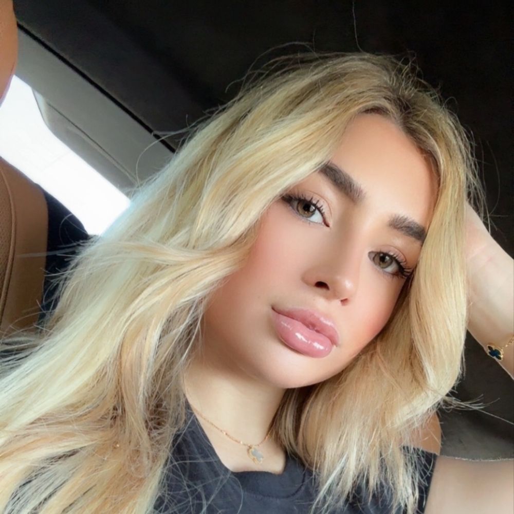Xmissthicknessx's  profile picture