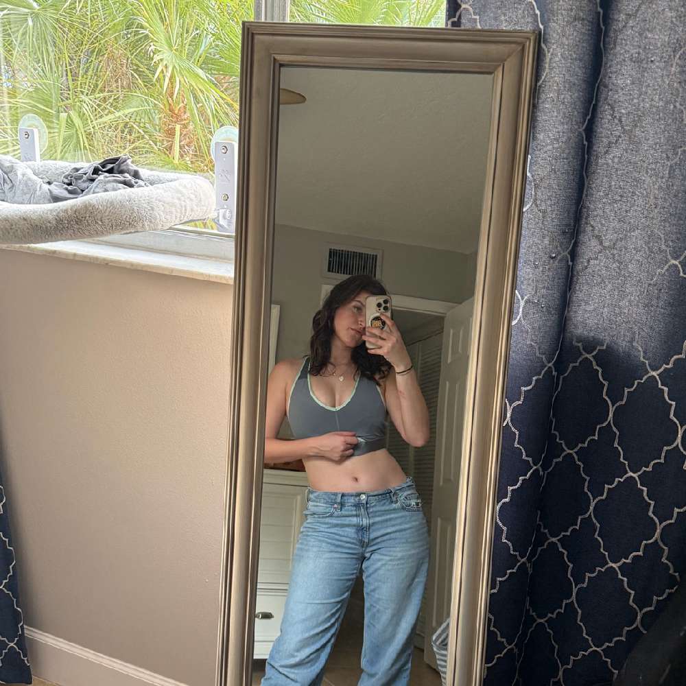 Maddybarfield's profile picture