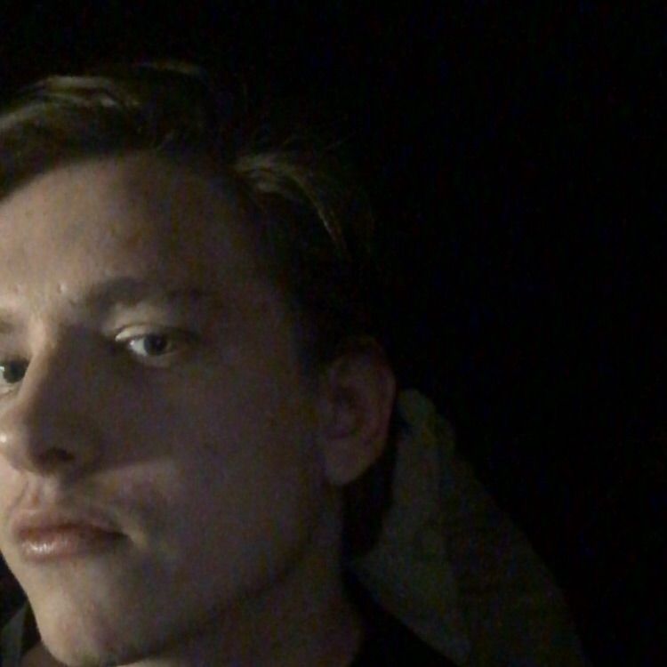 emil009008's  profile picture