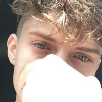 Tshe2's  profile picture