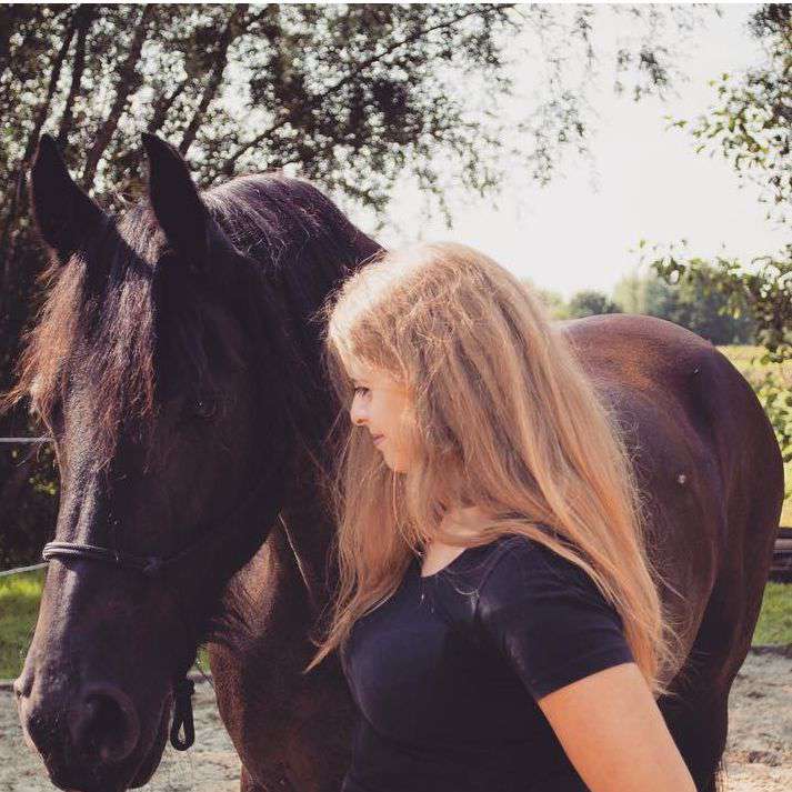 CowgirlInTheWild's  profile picture