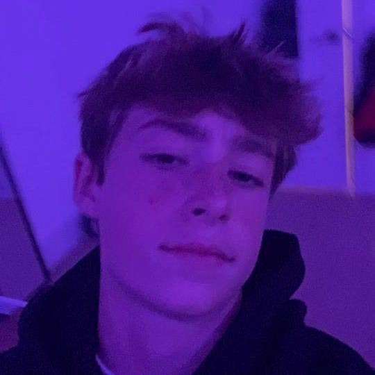 Scoop181818's  profile picture