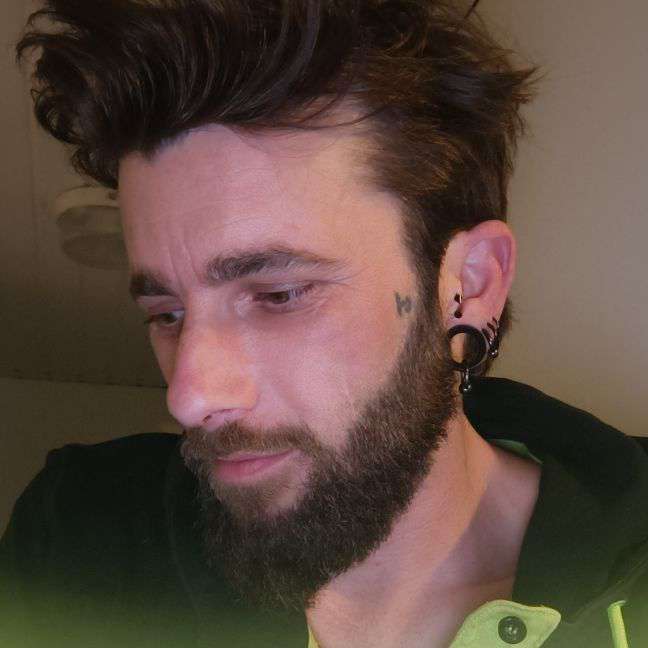 jam333777's  profile picture
