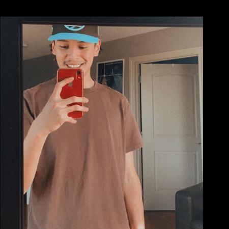 descrow01's  profile picture