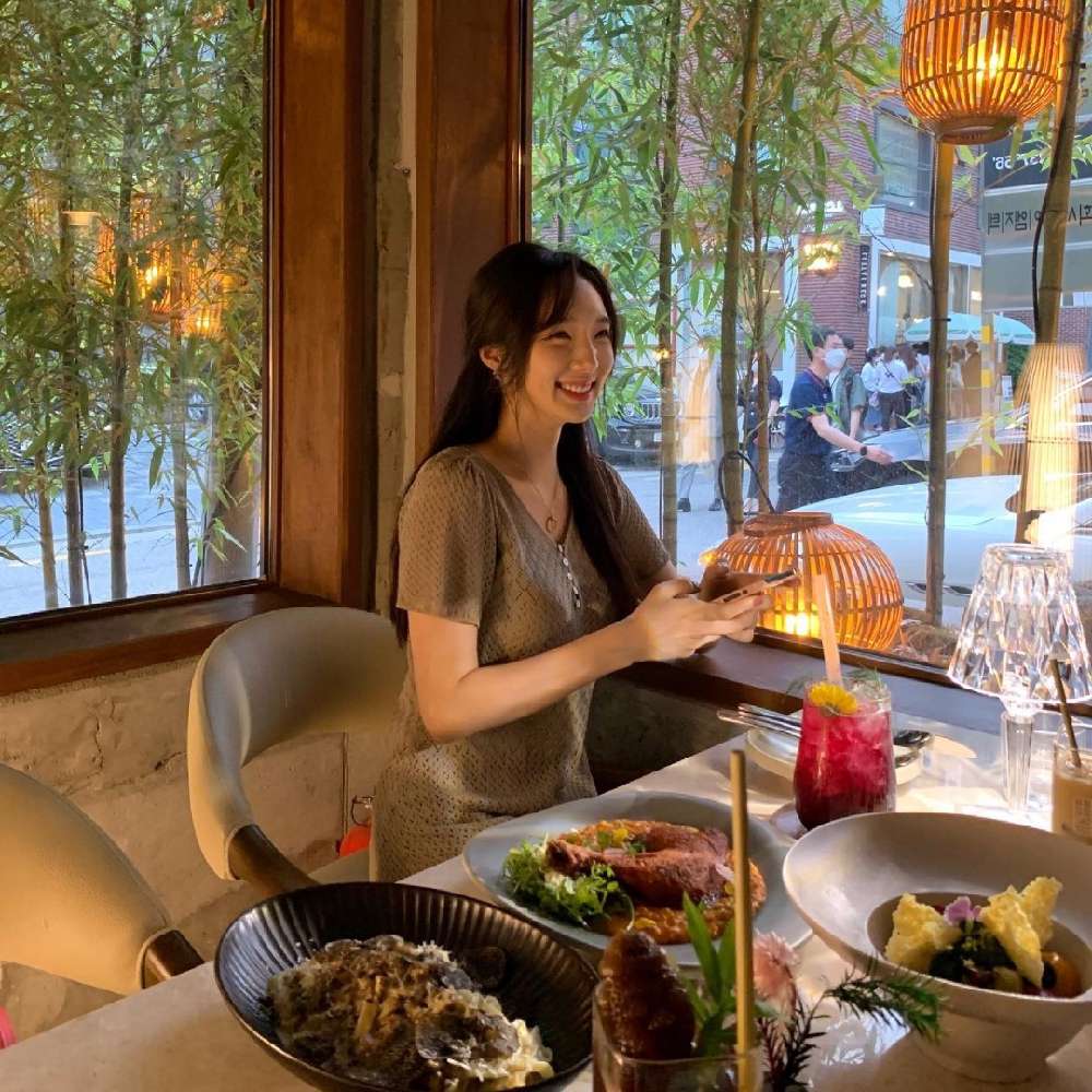 moon_sun_earth's profile photo