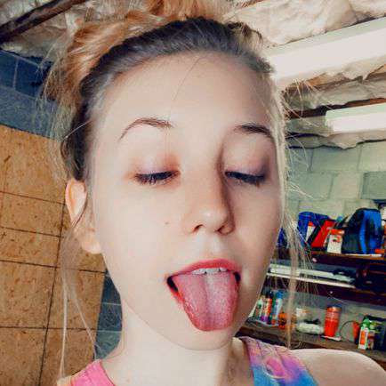RedheadGeorgiaPeach's  profile picture