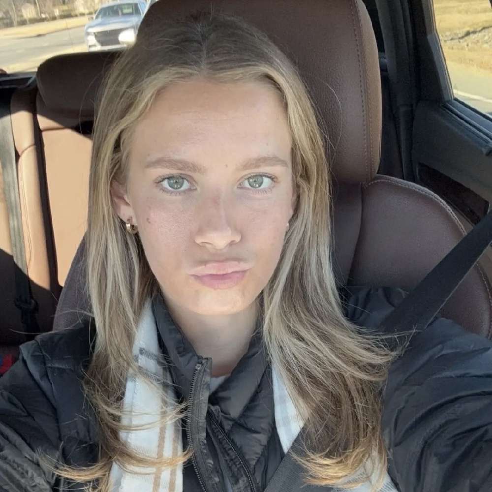 llaaurenelizabeth00's profile photo