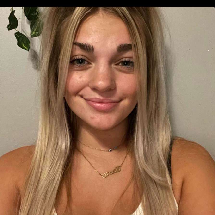 Blondemidwest's profile photo