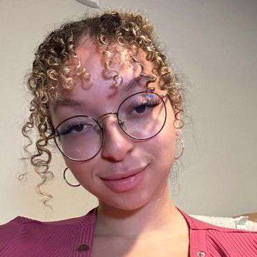 Lisadom4u's  profile picture