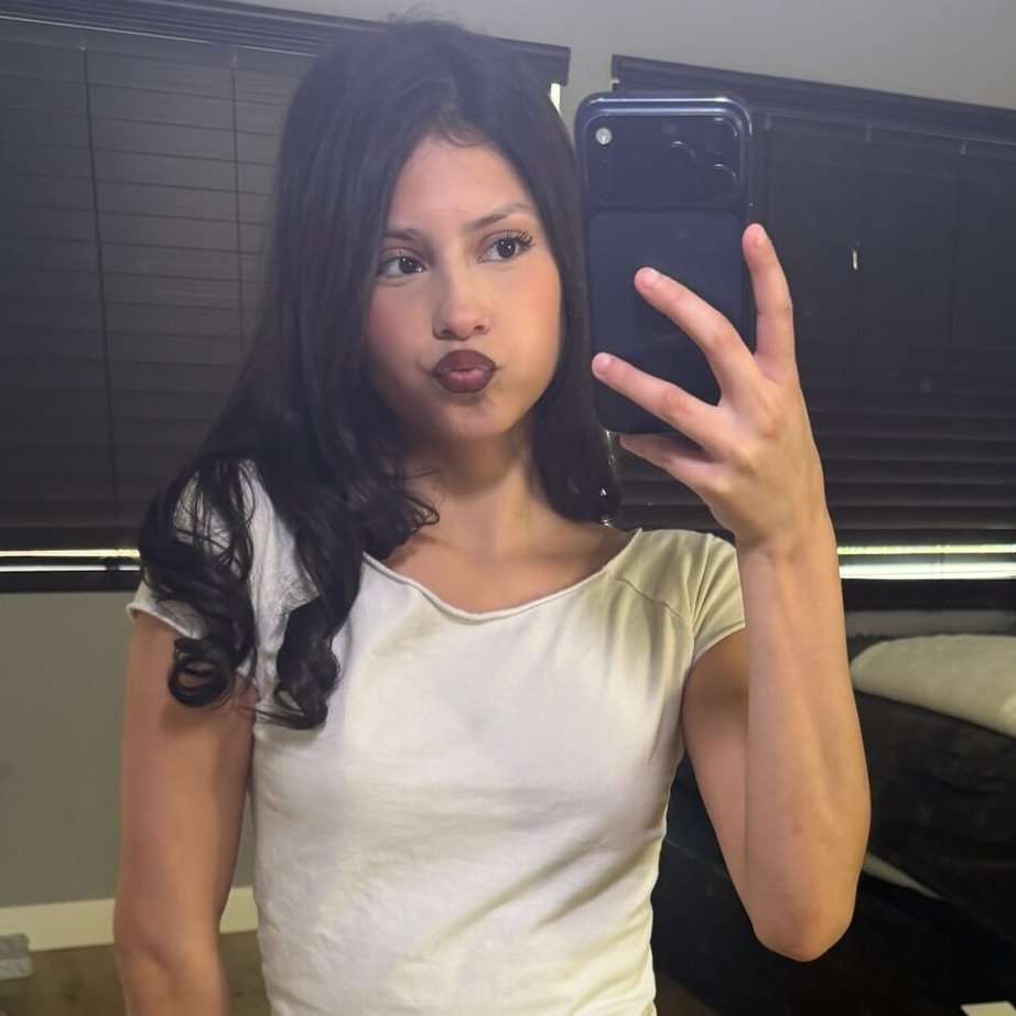 elizabet3737's profile photo