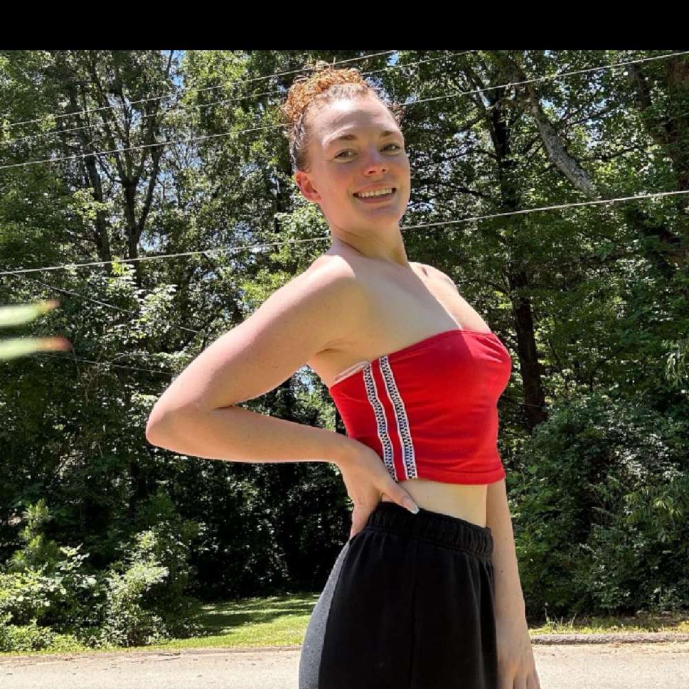 Sarahmurtha's  profile picture