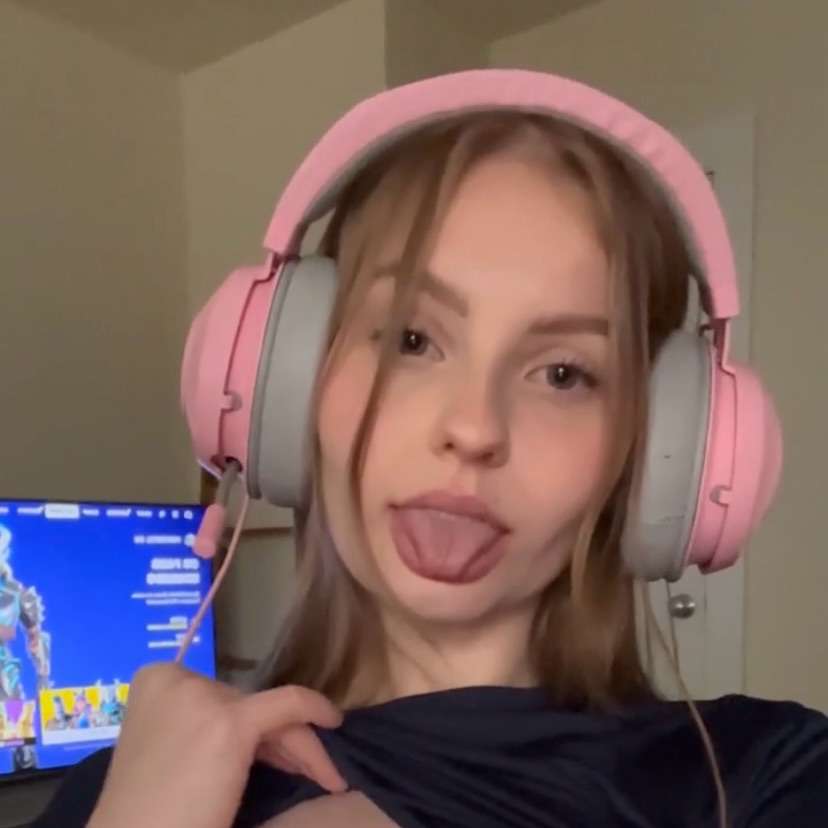 iloveoldermen3838's  profile picture