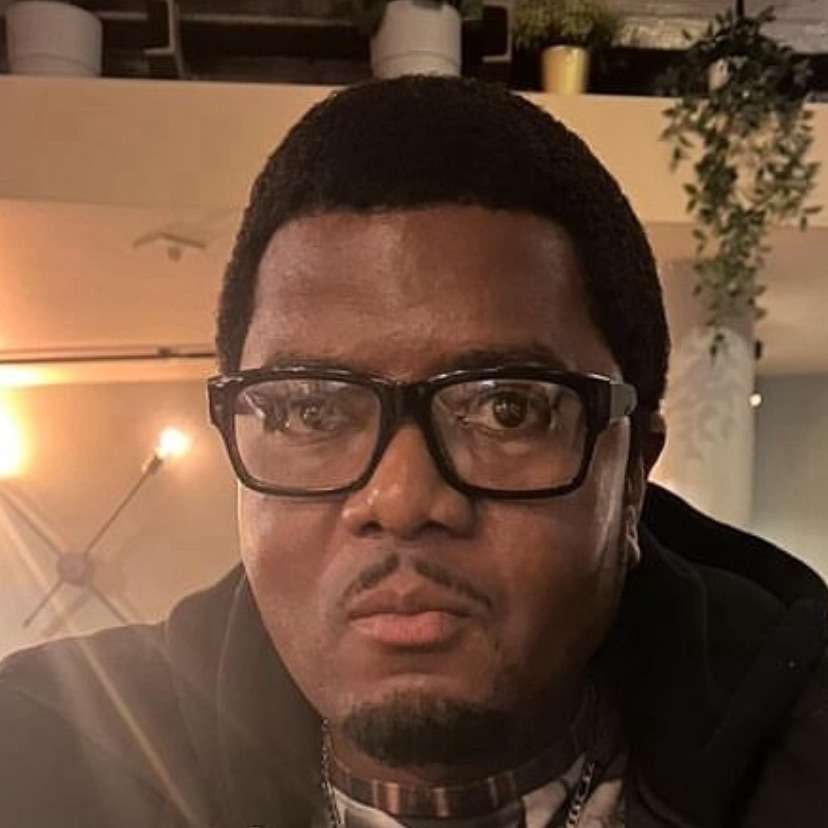 MysteriousGent22's  profile picture