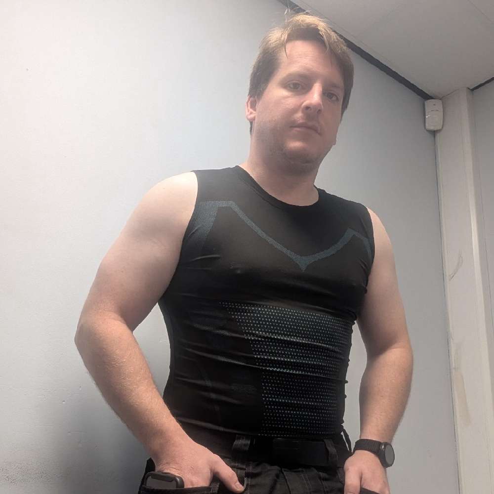 Chrishields's profile photo