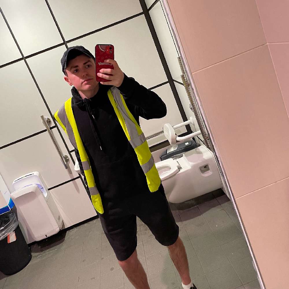 Andyj558's  profile picture
