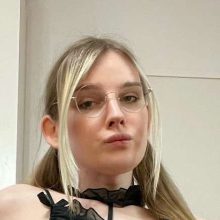 JSarahGr's  profile picture