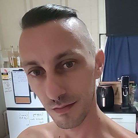 Loserb01's  profile picture