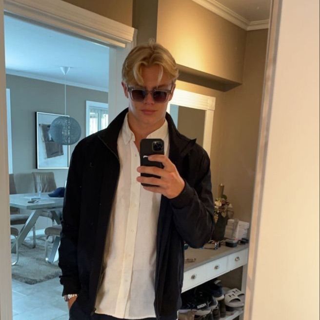 noahsandstroem's  profile picture