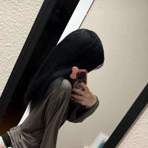 dech.'s  profile picture