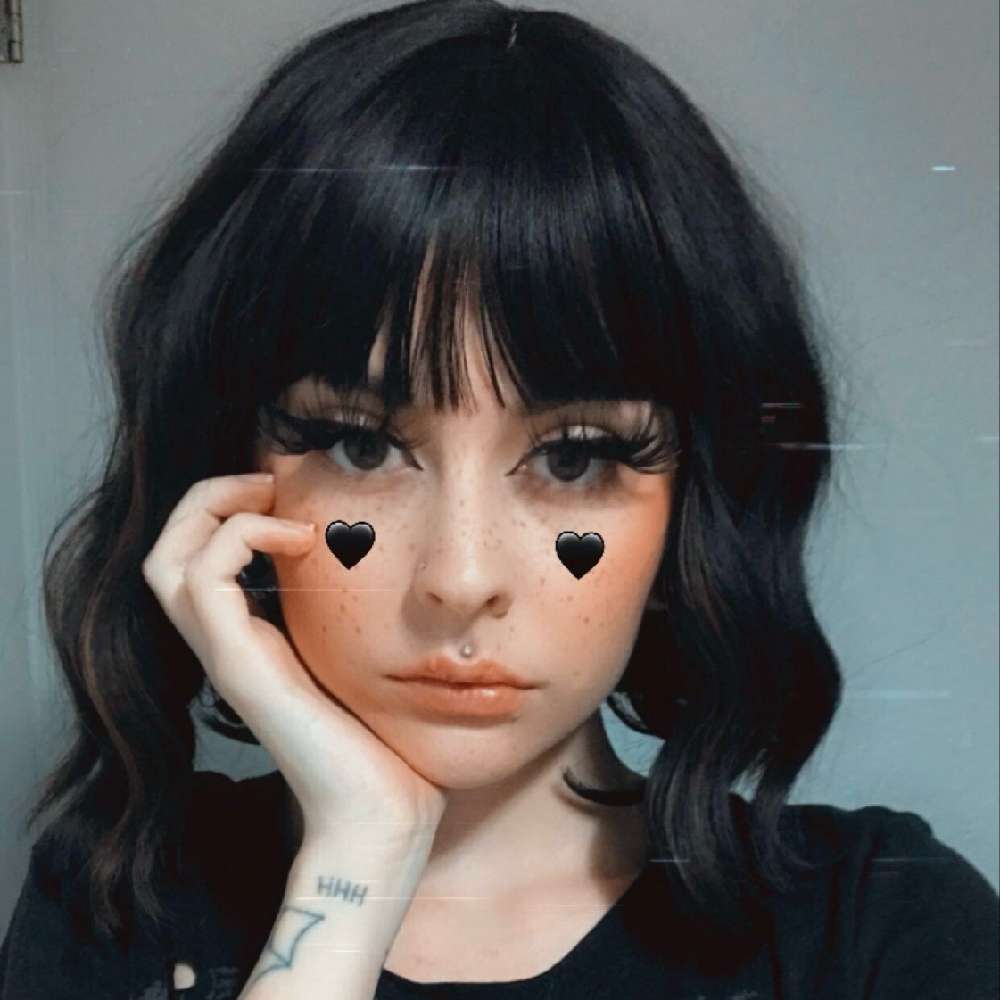 Lolaloving16's profile picture