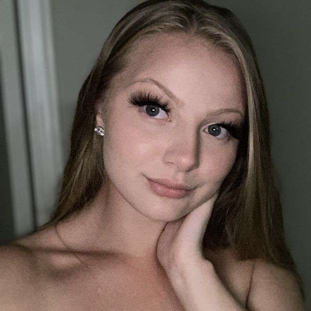 emilyboredx8's  profile picture