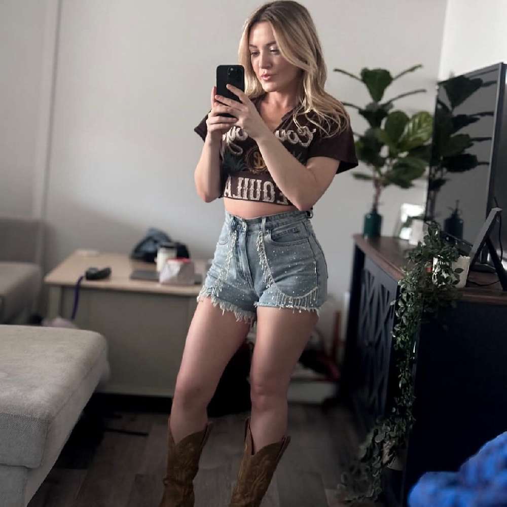 SBlikesass's  profile picture