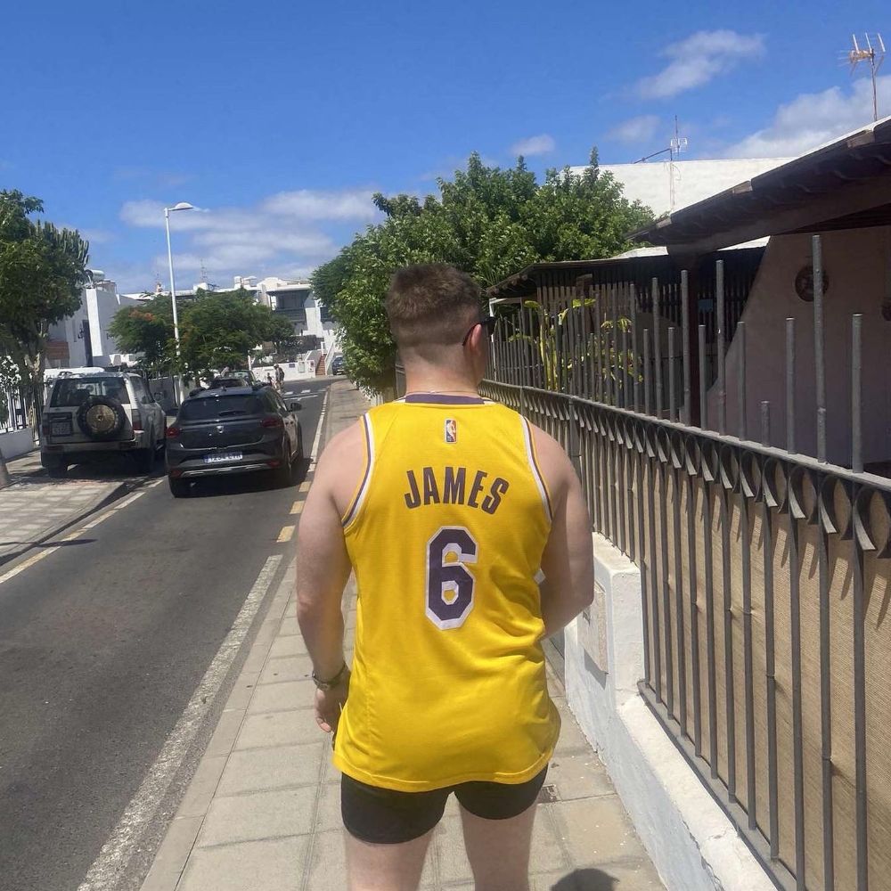 JonathanThomas00's profile picture