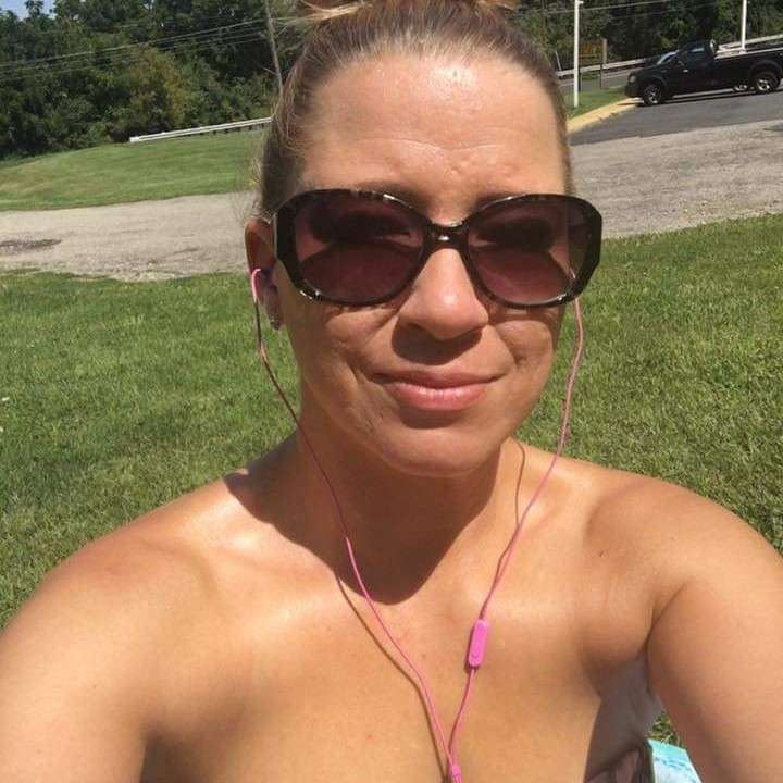 Povertyhousewife's profile photo