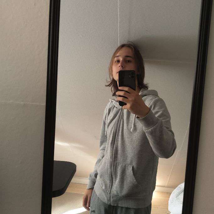 Ivaar0709's profile picture